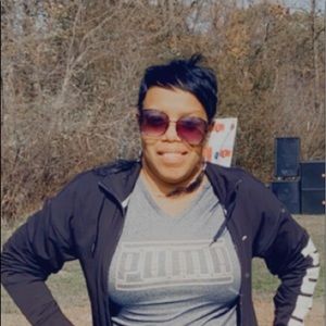 Meet your Posher, Kymberly